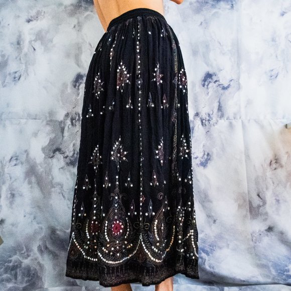 Indian Maxi Skirt - Picture 2 of 3